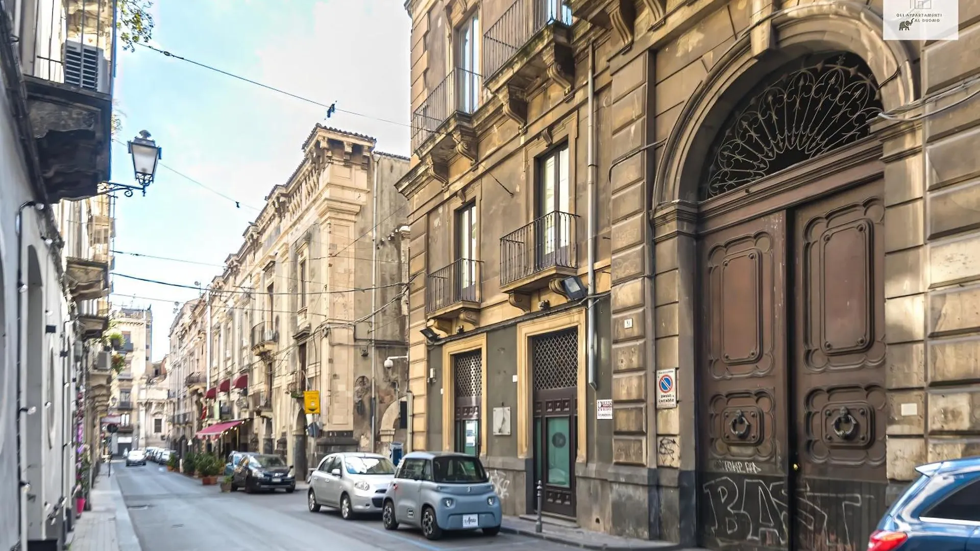 Apartament Gli Appartamenti Al Duomo Katania