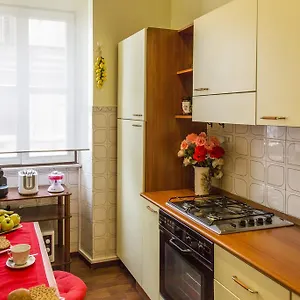  Apartment Termini Italy